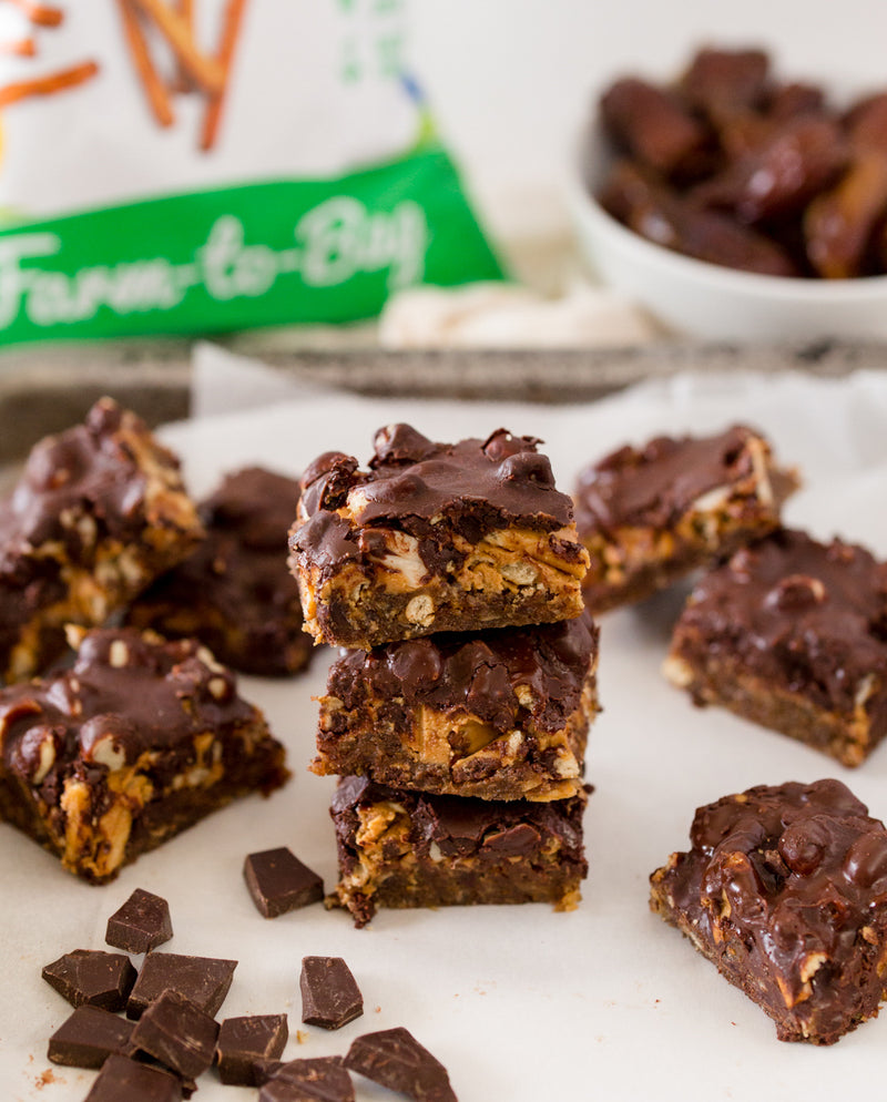 5 Ingredient No-Bake Candy Bars