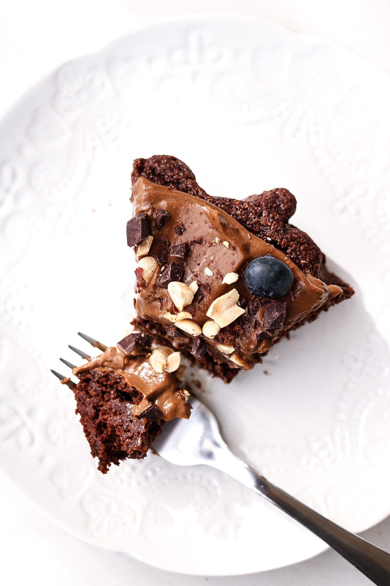 Date-Sweetened Chocolate Cake